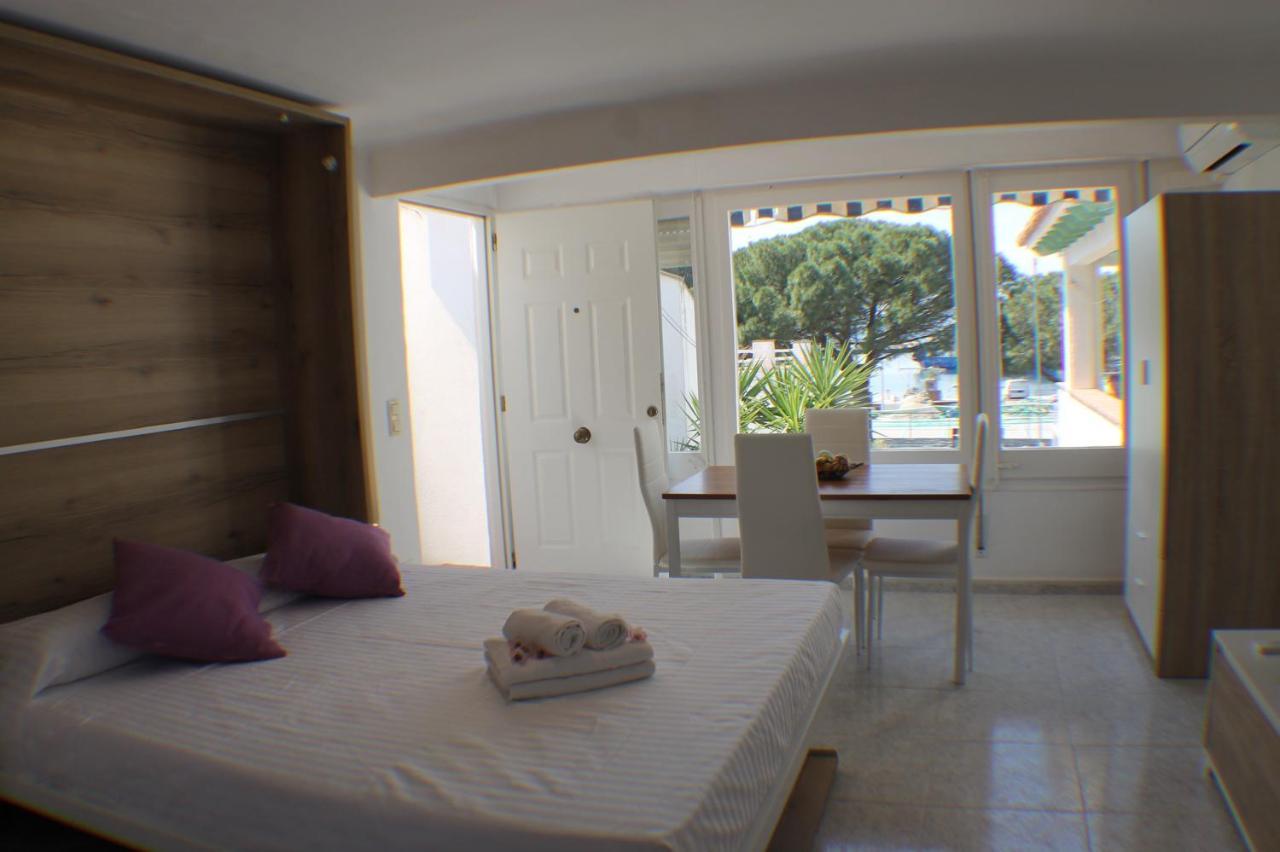 Apartmán Agi Port De Rosas Exteriér fotografie