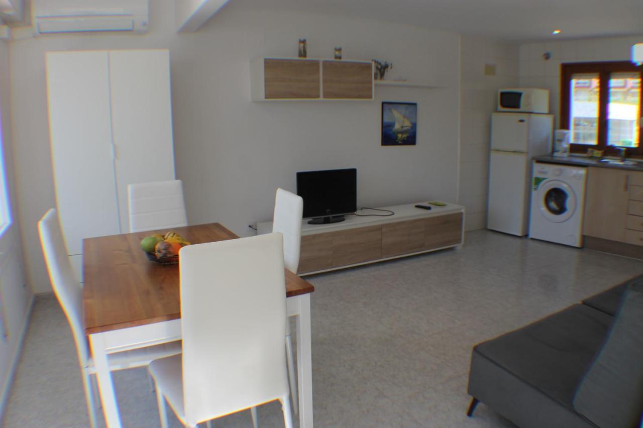 Apartmán Agi Port De Rosas Exteriér fotografie